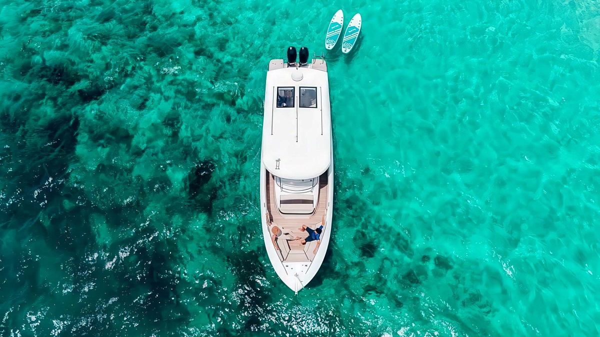 Аренда катера Luxury Cruiser 42 Ocean Pearl на Пхукете - вид сверху